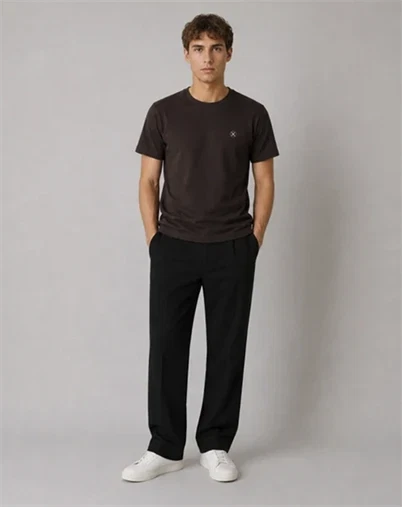 Clean Cut Copenhagen - X Organic T-Shirt - Dark Brown